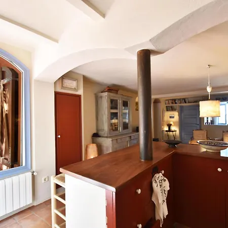Cardina Apartment *